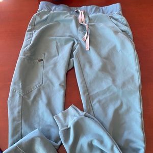 FIGS Jogger Scrubs. Greenish/teal color. Small Tall.